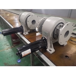 Ciénaga vertical Ring Drive de 9" 110 tubos uno alto Backholding esfuerzo de torsión de AXIS