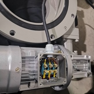 Pequeña impulsión de la ciénaga del acoplamiento solar del perseguidor para el sistema de seguimiento solar 533Nm