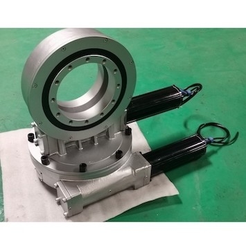 Impulsión dual de la ciénaga de AXIS del pequeño gusano