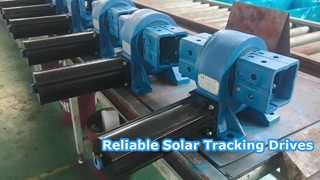 Solución de accionamiento de seguimiento solar de alto par para una generación de energía fotovoltaica confiable